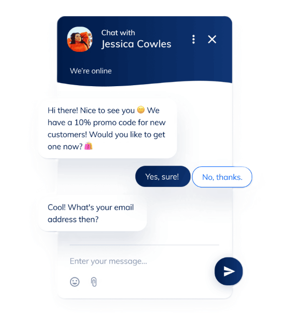 Διεπαφή ζωντανής συνομιλίας που προσφέρει έναν κωδικό προσφοράς και ζητά το email του χρήστη.